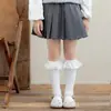 Zapatos y calcetines para niñas, calcetines de encaje con mini lazo estilo coreano ins para primavera y otoño, calcetines de media pantorrilla para niñas de otoño e invierno