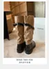 Outono/Inverno 2026 Estilo Xin Zhilei Estilo Nômade Fivela de Cinto Ocidental Botas Botas com Salto Embutido Botas de Cano Médio Botas de Equitação Botas Longas