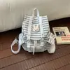 Mochila Feminina Retro Original Coreana Listrada Grande Capacidade Versátil para o Dia a Dia Simples Leve Confortável Mochila Casual