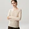 Nova base layer de malha de cashmere para outono e inverno, moderna, macia, confortável, lisa, simples, de manga comprida, quente e elegante para mulheres