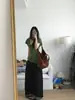 Camiseta de Manga Corta Ajustada con Cuello en V, Estilo Americano de Marca de Moda para Mujer, Top Casual Versátil y Elegante para Verano