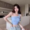 Um ombro oblíquo pescoço oco Camisole colete feminino verão exterior vestir puro doce tempero menina sexy sem alças top design sentido nicho
