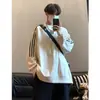 Moletom Pesado Listrado em Camurça Masculino 2023 Outono e Inverno Novo Top Gola Redonda Marca Trendy High Street Jaqueta Solta