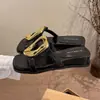 Hermosas Sandalias de Metal con Hebilla Estampado de Leopardo Slip-On 2026 Nuevo Estilo de Verano Sandalias de Cuña Estilo Hada para Mujer para Exteriores y Vacaciones
