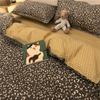 Juego de Cuatro Piezas de Ropa de Cama de Oso de Dibujos Animados Simple Escandinavo Funda de Edredón de Algodón Lavado Azul Juego de Tres Piezas de Sábanas para Cama de Dormitorio Estudiantil