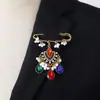 Venta Directa de Fábrica de Broches para Vestidos Estilo Indio, Broches Multifuncionales de Flor de Cristal con Borlas de Perlas