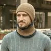 Novo Chapéu de Tricô de Inverno para Homens, Forrado com Lã, Espessado, Quente, Gorro Pulôver, Chapéu Estudantil para Ciclismo à Prova de Frio com Proteção para as Orelhas, Moderno