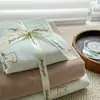 Categoría a Maternidad e Infancia Grado Doble Capa Gasa Juego de Cuatro Piezas Estilo Coreano Floral Fresco Algodón Puro Funda Nórdica Juego de Cama de Tres Piezas 1