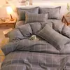 Juego de cuatro piezas de ropa de cama de color verde fruta liso, juego de tres piezas de sábana y funda de edredón para todas las estaciones, funda de edredón, colcha, sábana, funda de almohada
