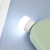 Venta al por mayor de fábrica mini luz nocturna USB creativa portátil LED lámpara redonda pequeña lámpara de mesita de noche para niños lámpara pequeña de energía móvil