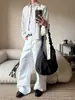 Nuevas Camisas de Manga Larga Retro a Rayas Verticales para Primavera y Otoño Estilo Hong Kong Casual Holgadas Ropa Exterior para Pareja Chaquetas Camisa Versátiles