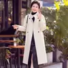 Roupas de mãe para o outono e inverno de 2026, transfronteiriças, estilosas e casuais, modeladoras, rejuvenescedoras, versáteis de tamanho grande, casaco
