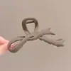 Pinzas para el cabello de Otoño e Invierno para Mujer con un Toque de Lujo, Adecuadas para Cabello Grueso, Pasadores Simples y Elegantes, Pinzas de Tiburón a la Moda