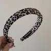 Diadema de Terciopelo Esponjoso con Estampado de Leopardo Combinación Moda Alta Presión Craneal Diadema para el Cabello Pinza para el Cabello de Mujer de Gama Alta Accesorios para el Cabello Estilo Nuevo