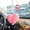Coração de Pelúcia com Alfabeto Argila Acessórios para Interior de Carro Pingente para Mulheres, Ornamento de Pendurar Espelho Retrovisor de Carro com Strass