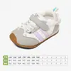 Tênis Esportivo Infantil Snuffy 2026 Outono Novo Estilo Meninas Pequenas Sapatos de Treino Alemães Sola Fina Respirável para Uso Externo Casual