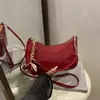 Bolso Simple de Charol para la Axila para Mujer 2025 Verano Nuevo Colgante de Cereza Cadena de Mano Popular Bolso de Hombro Cruzado