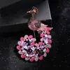 Broche Pavão Grande Moda Europeia e Americana Vintage Luxo Leve Versátil Animal Corsage Pin Acessórios de Vestuário Feminino