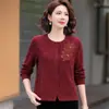 Tejido de punto de otoño de manga larga para mujeres de mediana edad y mayores, cárdigan adelgazante, ropa de moda para madres, chaqueta base elegante