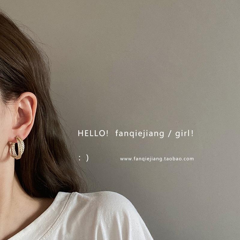 复制_复古哑光耳环耳钉女新款百搭小众设计感秋冬.jpg