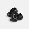 Zapatillas Deportivas Infantiles 2026 Nuevas de Primavera Transpirables para Niños Populares para Niñas Zapatos de Papá para Niños Grandes Zapatillas de Correr