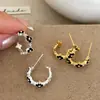 Brincos Casuais, Luxo Acessível e de Alta Qualidade em Zircônia Preta em Formato de Flor em C, Design de Nicho, Brincos de Moda Estilosos e Elegantes