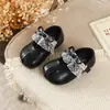 Zapatos de Cuero con Moño para Niña Pequeña 2026 Primavera/Otoño Nuevos Zapatos Individuales Versátiles de Princesa Elegantes para Niños Suela Suave para Bebé