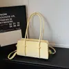 Bolso de Hombro Versátil de Nicho Coreano, Bolso de Hombro Informal de Moda para Viajar, Bolso de Mujer de Venta Caliente con un Toque de Lujo, Bolso Cuadrado Pequeño Retro