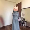Vestido de Manga Longa Off-Shoulder com Laço para Chá da Tarde Estilo Francês, Novo Modelo para Início do Outono, Vestido Longo Base com Toque de Luxo