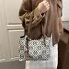 Bolso de mano nuevo de comercio exterior con estampado de rombos, un bolso de mano simple y versátil que se puede llevar debajo del brazo, un bolso tote práctico y elegante para ir al trabajo, diseñado para mujeres
