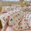 Set de cuatro piezas de puff amigable con la piel Clase A, gasa de doble capa, algodón lavado, suave y transpirable, funda de edredón para todas las estaciones, set de tres piezas para dormitorio