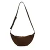 Bolsa de ombro única feminina outono e inverno bolsa de chifre de boi fosco retrô nova bolsa de axila de grande capacidade versão coreana moda nicho bolsa de bolinho
