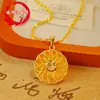 Nova Colar Pingente Redondo Banhado a Ouro com Filigrana Vazada Caractere da Fortuna para Mulheres, Pingente de Moda Simples Versátil Atacado Dropshipping