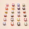 Nuevo color gato exquisito diy accesorios de joyería vintage cerámica gato de la suerte cuentas sueltas cerámica pintada gato de la suerte