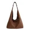 2026 Nuevo Estilo Retro de Nicho Bolso de Hombro Individual de Cuero Suave para Mujer Bolso Tote de Gran Capacidad para Viajes al Trabajo Bolso de Axila Versátil y de Moda