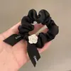 Bonita banda para el cabello con flores que combinan con todo, dulce y sencilla, 2023, nueva banda para el cabello con forma de oso coreano.