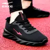 Zapatillas de Correr para Hombre Hongxingerke Verano 2025 Nuevas de Malla Transpirable Negras Casuales Zapatilla de Hombre