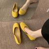 Sapatos Rasos de Camurça Macia Cor Doce Redondos Leiteiros Femininos Planos com Solado Macio Estilo Festa Slip-on Mary Jane