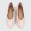 Zapatos Planos de Punta Aguda Estilo Nuevo Primavera 2026, Zapatos Slip-On de Moda y Versátiles, Zapatos Cómodos de Talla Grande para Mujer, Venta al por Mayor para Exportación