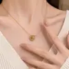 Nueva colección 2026 de collares colgantes, tendencia en Xiaohongshu, con cadenas de clavícula de borlas, accesorios únicos y elegantes para mujer