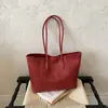 Moda Verano 2026 Simple Casual Bolso Tote de Gran Capacidad para el Trabajo y el Trayecto Bolso de Mano al Hombro de Color Sólido