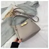 Bolso Sencillo de Moda para Mujer 2026 Nuevo Estilo Coreano Bolso Cubo de Alto Valor para Viajar al Trabajo y Uso Casual, Bolso de Hombro y Cruzado