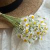 Ramo de Flores Artificiales con Manzanilla, Margaritas Pequeñas Atadas a Mano, Horquilla para el Cabello de Flores Artificiales, Margaritas Pequeñas, Flores de Seda, Flores Artificiales de Exportación, Pétalos de Una Sola Capa