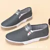 Zapatillas de malla nuevas hechas a medida para verano, zapatos deportivos y casuales para hombre, diseño de malla transpirable, estilo calado, zapatos tradicionales de tela de Pekín