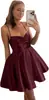 Vestido de Noite Simples Europeu e Americano com Alças e Design Ombro a Ombro, Curto para Coquetel Festa de Aniversário Banquete Estudantil
