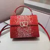 Bolso de Mano de Nuevo Estilo Europeo y Americano 2025 Incrustado con Diamantes Caliente Diamante Volteado Retro de un Hombro Cruzado Bolso Femenino de Lujo Accesible Transfronterizo