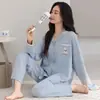 Pijama de mujer para primavera y otoño, algodón puro, manga larga, fino, se puede usar afuera, estilo cárdigan, a cuadros, simple, estilo nuevo, conjunto de ropa de casa 100% algodón