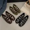 Zapatos planos de mujer estilo francés, punta redonda, color negro mate, nueva colección de otoño 2026, zapatos Mary Jane marrones con hebilla metálica, zapatos pequeños de piel