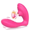 Mary usa un huevo vibrador para succión y estimulación, las mujeres usan un vibrador de masaje para el punto G y el clítoris.