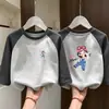 Camiseta Base de Cuello Redondo para Niñas 2026 Nuevo Estilo Ropa Interior para Niños Medianos y Mayores Polar de Doble Cara Otoño/Invierno Camiseta con Parches Manga Larga